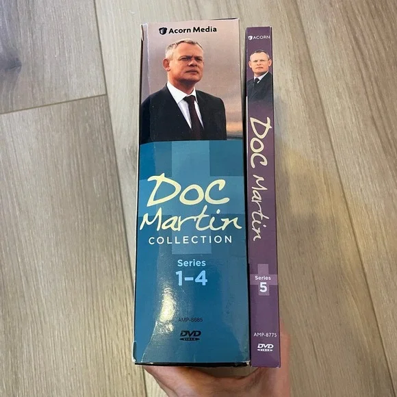 Doc Martin DVD set seasons 1-5 - Picture 4 of 4